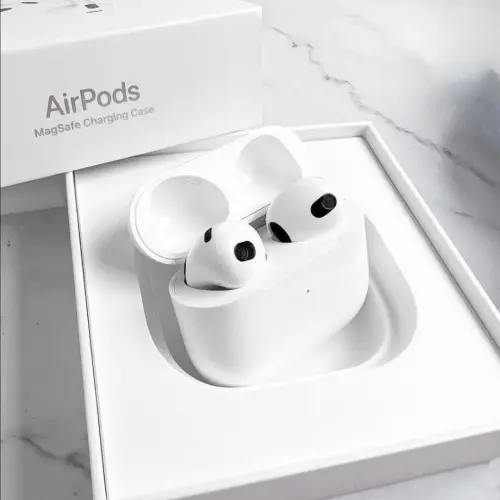 AirPods 4's photo #1