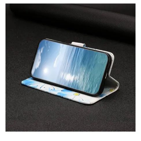 Funda Tipo Cartera compatible con Iphone 15 Pro / Funda de piel sintética con diseño de flores con tarjetero - Color Azul Blanco — imagen 3