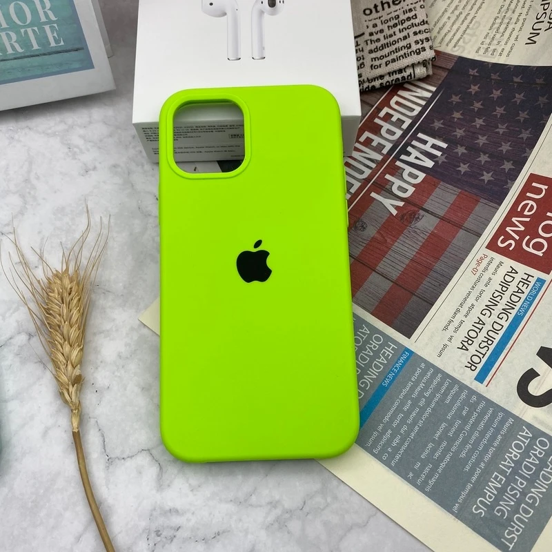 Funda de Silicona para IPhone 13 Original Apple  - Color Verde Neón's foto | La Gran Manzana |  BizneCubano