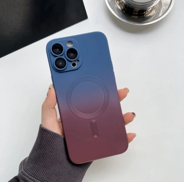 Funda de Carga inalámbrica magnética de Silicona Suave degradada para iPhone 14 pro Max's foto | La Gran Manzana |  BizneCubano