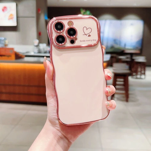 Funda para iPhone 14 Pro Max con lindo marco ondulado, forma rizada con corazón de amor - Color Rosado's foto | La Gran Manzana |  BizneCubano