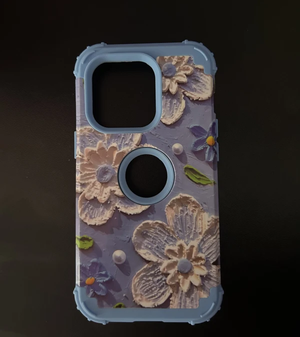 Funda protectora disponible para iPhone 14 Pro con diseño floreado - Color Azul's foto | La Gran Manzana |  BizneCubano