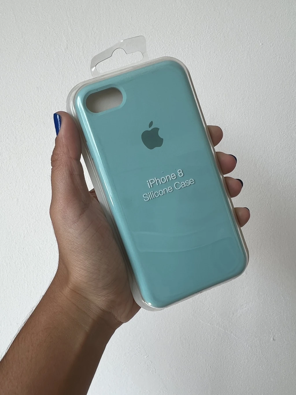 Funda de Silicona para iPhone 8 Max Original Apple  - Color Azul turqueza's foto | La Gran Manzana |  BizneCubano